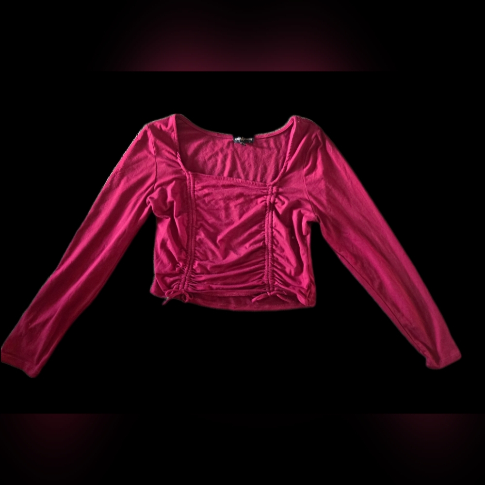 Almost Famous Women's Redโ Cropped Long Sleeve Blouse Size Large